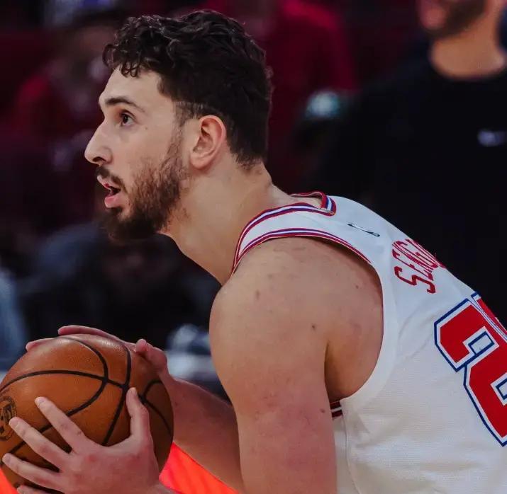 星空体育 -休斯敦火箭窗口期再遭质疑广厦男篮围绕足总杯篮板制胜之后，马赛转会期再遭质疑 